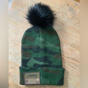 Unisex Jeep hat Camo print with black Pom Pom ball on top NEW